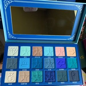 Jeffree Star Blue Blood Palette. BNIB.